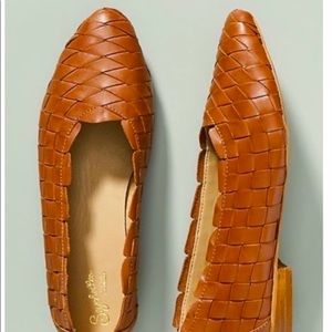 NWT Seychelles Tan Leather Woven Flats sz 8